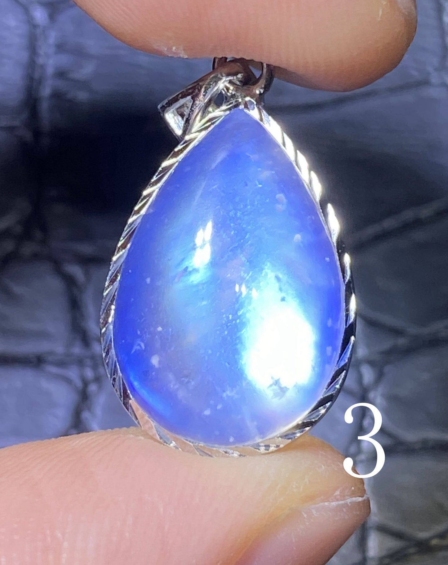 Moonstone,AAAA Blue Moonstone Pendant,June Birthstone, Lover's Stone,Moonstone Pendant,Handmade Gift,Graduation Gifts ET839