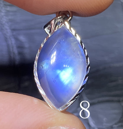 Moonstone,AAAA Blue Moonstone Pendant,June Birthstone, Lover's Stone,Moonstone Pendant,Handmade Gift,Graduation Gifts ET839