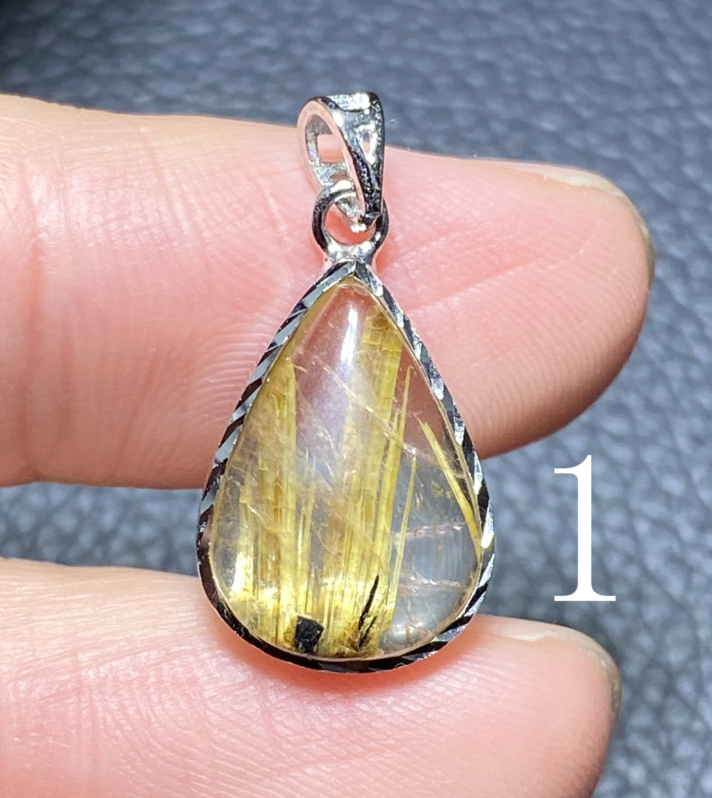 AAA+ Natural Rutilated Quartz Silver Pendant,Rutilated Quartz,Crystal Pendant,Silver Pendant,Pendant Necklace ET251