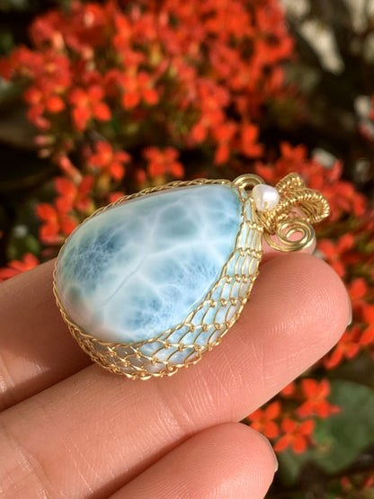 AAA+ Natural Authentic Dominican Larimar Pendant,Gems Jewelry,Gems Pendant,Crystal Pendant,ET377