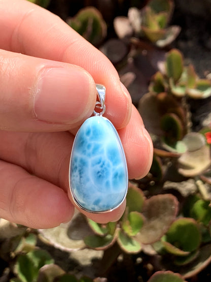 AAAA+ Natural Authentic Dominican Larimar Pendant,Gems Jewelry,Gems Pendant,Crystal Pendant,ET422