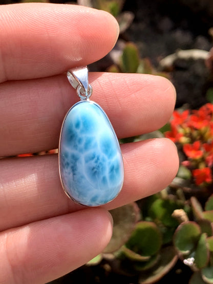 AAAA+ Natural Authentic Dominican Larimar Pendant,Gems Jewelry,Gems Pendant,Crystal Pendant,ET422