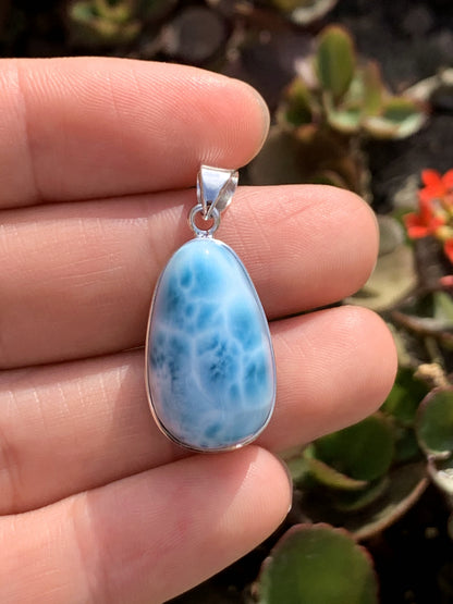 AAAA+ Natural Authentic Dominican Larimar Pendant,Gems Jewelry,Gems Pendant,Crystal Pendant,ET422