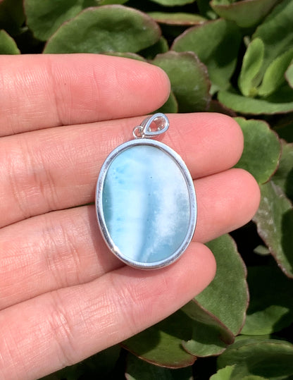 AAA+ Natural Authentic Dominican Larimar Pendant,Gems Jewelry,Gems Pendant,Crystal Pendant,ET527