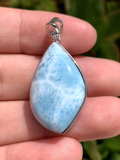 AAA+ Natural Authentic Dominican Larimar Pendant,Gems Jewelry,Gems Pendant,Crystal Pendant ET568