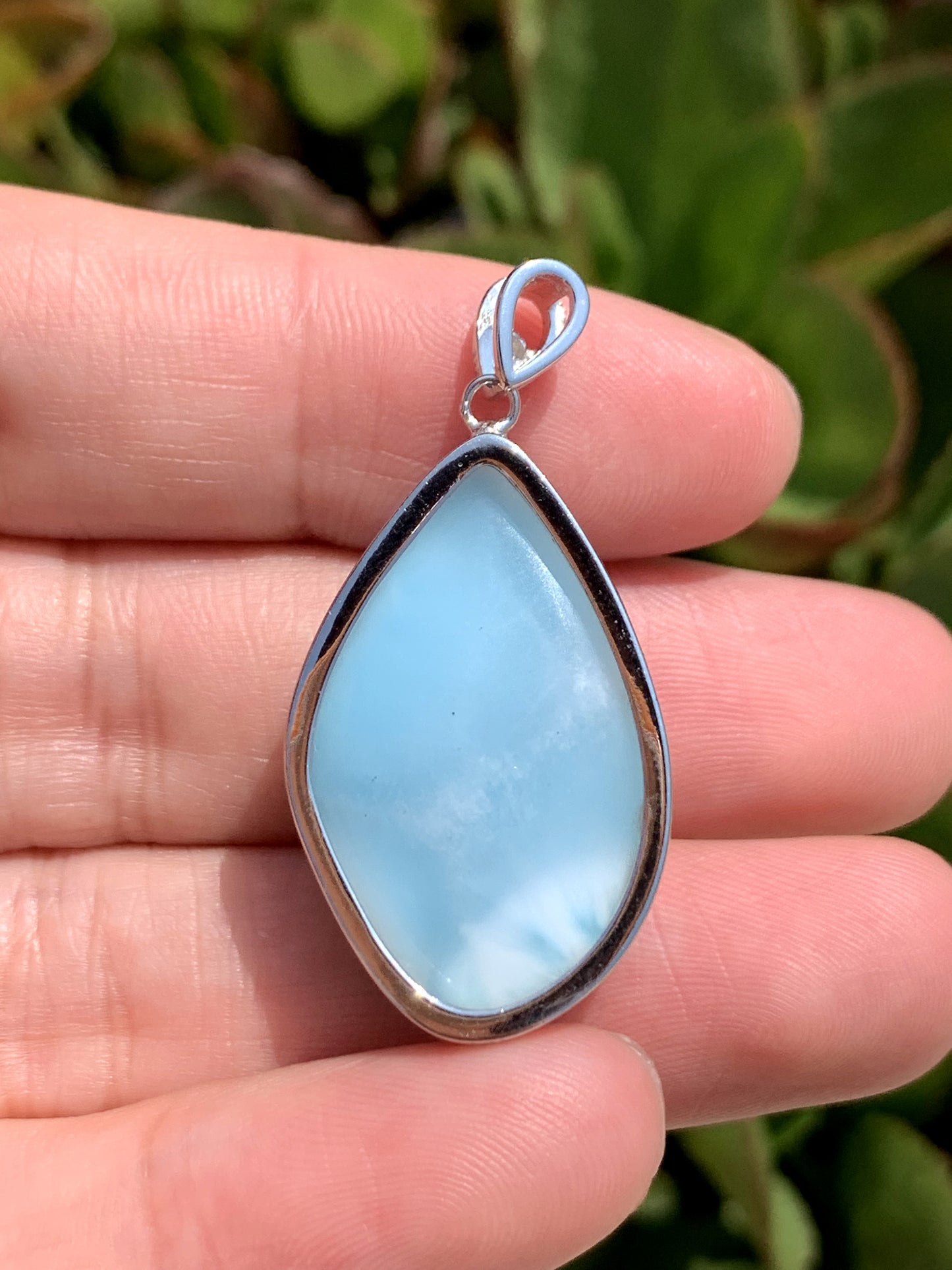 AAA+ Natural Authentic Dominican Larimar Pendant,Gems Jewelry,Gems Pendant,Crystal Pendant ET568