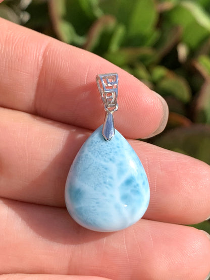 AAA Natural Authentic Dominican Larimar Pendant,Gems Jewelry,Gems Pendant,Crystal Pendant,ET603