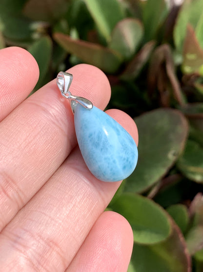 AAA Natural Authentic Dominican Larimar Pendant,Gems Jewelry,Gems Pendant,Crystal Pendant,ET608