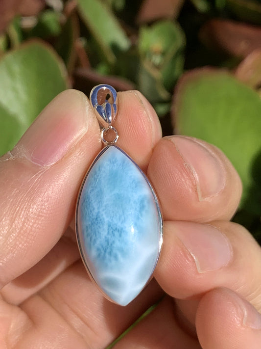 AAAA Natural Authentic Dominican Larimar Pendant，Larimar Engagement, Larimar Stone,Birthday Gift ET692