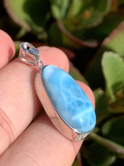 AAA+ Natural Authentic Dominican Larimar Pendant,Gems Jewelry,Gems Pendant,Crystal Pendant ET721