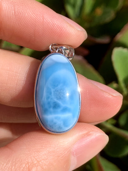 AAA+ Natural Authentic Dominican Larimar Pendant,Gems Jewelry,Gems Pendant,Crystal Pendant ET721