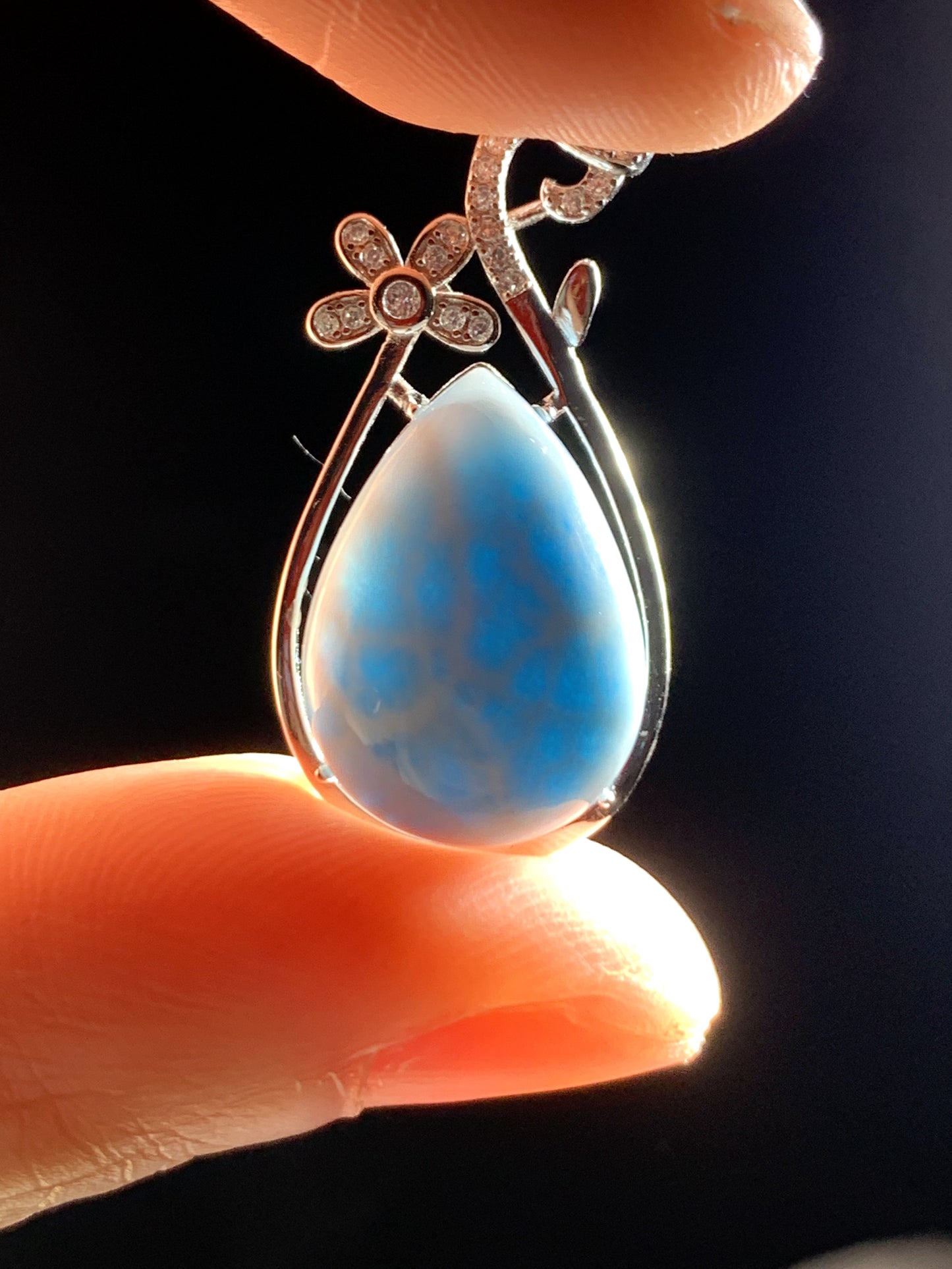 AAAA Natural Authentic Dominican Larimar Pendant,Gems Jewelry,Gems Pendant,Crystal Pendant ET773