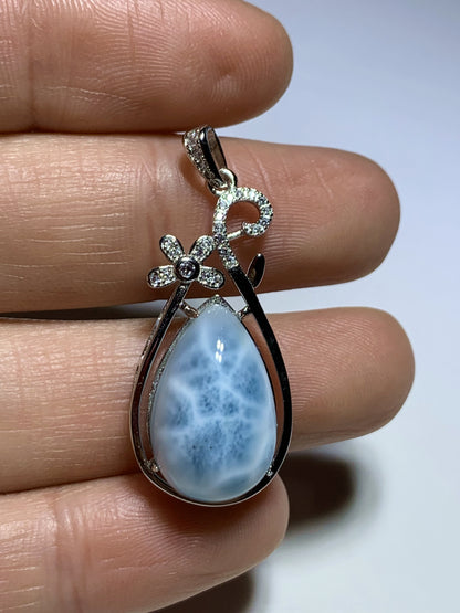 AAAA Natural Authentic Dominican Larimar Pendant,Gems Jewelry,Gems Pendant,Crystal Pendant ET778