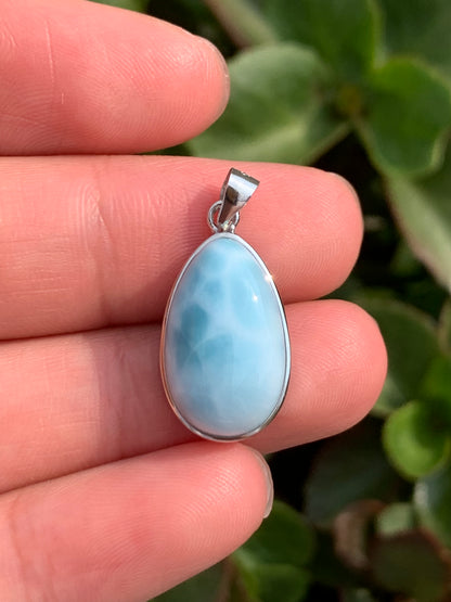 AAA Natural Authentic Dominican Larimar Pendant,Gems Jewelry,Gems Pendant,Crystal Pendant ET907