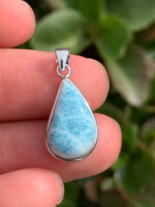 AAA Natural Authentic Dominican Larimar Pendant,Gems Jewelry,Gems Pendant,Crystal Pendant ET910