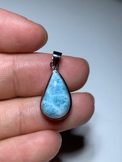 AAA Natural Authentic Dominican Larimar Pendant,Gems Jewelry,Gems Pendant,Crystal Pendant ET910