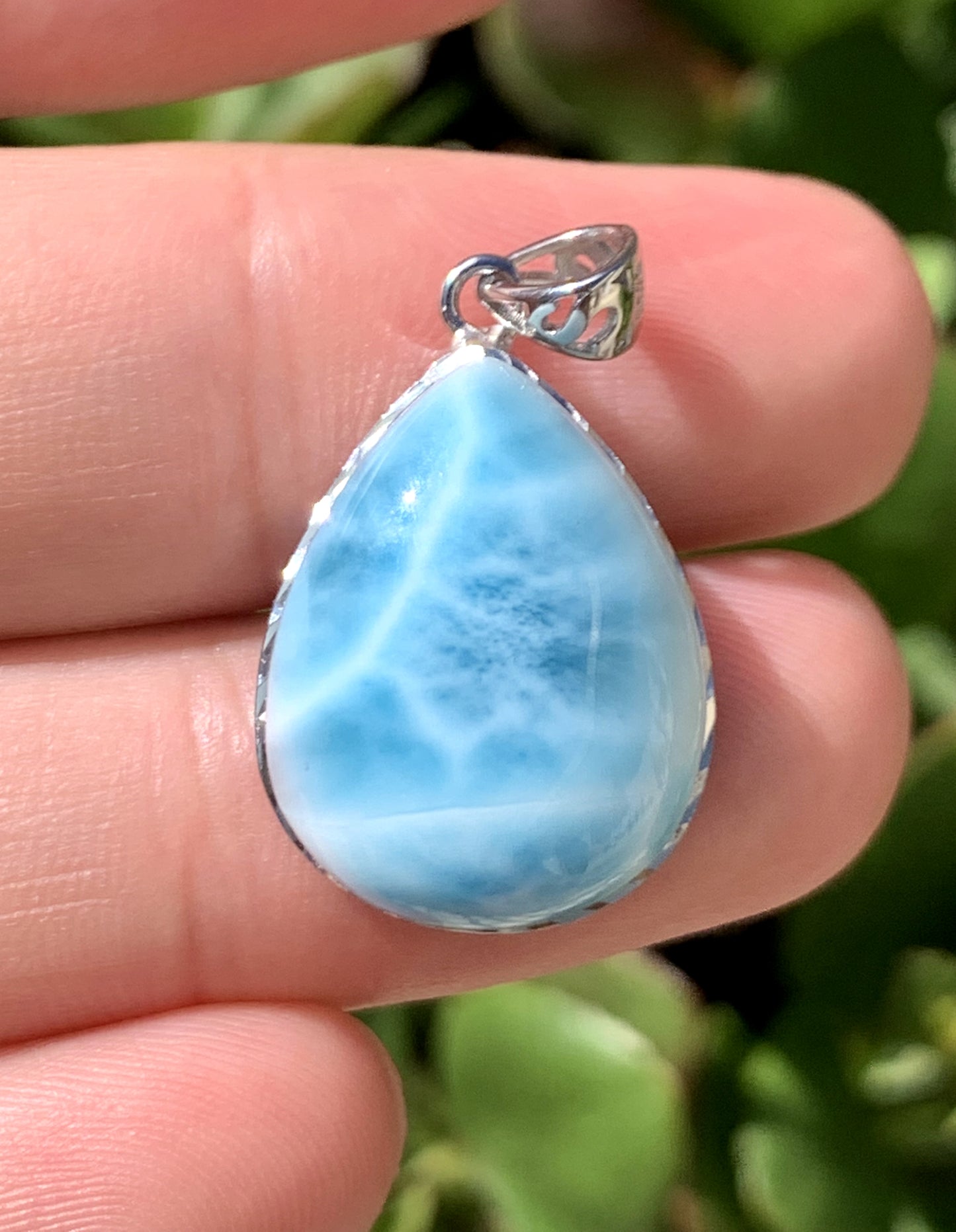 AAAA Natural Authentic Dominican Larimar Pendant,Gems Jewelry,Gems Pendant,Crystal Pendant ET1059