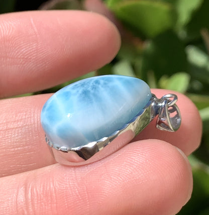 AAAA Natural Authentic Dominican Larimar Pendant,Gems Jewelry,Gems Pendant,Crystal Pendant ET1059