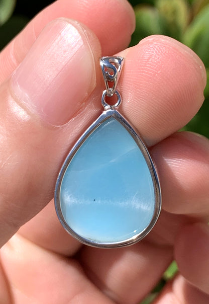 AAAA Natural Authentic Dominican Larimar Pendant,Gems Jewelry,Gems Pendant,Crystal Pendant ET1059