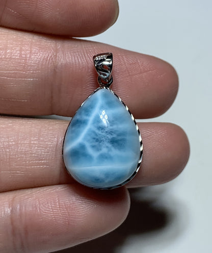 AAAA Natural Authentic Dominican Larimar Pendant,Gems Jewelry,Gems Pendant,Crystal Pendant ET1059