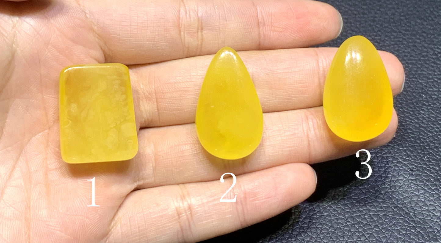 Natural Authentic Amber Pendant,Gems Jewelry,Gems Pendant,Crystal Pendant,Amber Jewelry ET1050