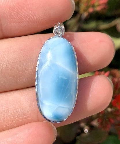 AAA+ Natural Authentic Dominican Larimar Pendant,Gems Jewelry,Gems Pendant,Crystal Pendant ET671