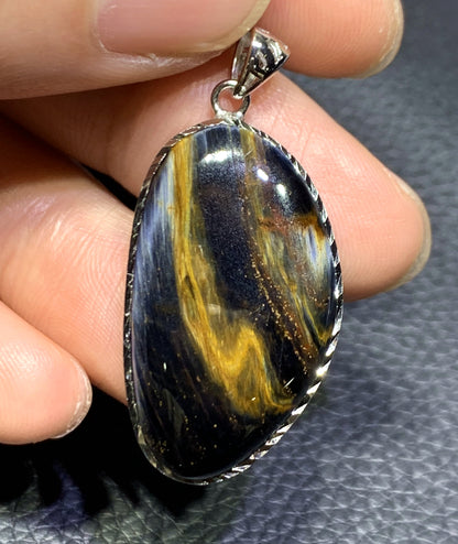 AAAA Natural Namibian Pietersite Pendant，Silver Pendant，Colorful Full Fire Pietersite Pendant, Collection Quality ET1088