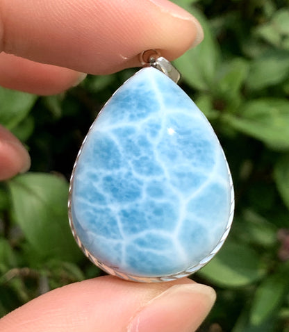 AAAA Natural Authentic Dominican Larimar Pendant,Gems Jewelry,Gems Pendant,Crystal Pendant ET921