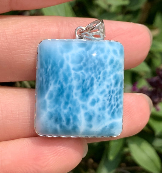 AAAA+ Natural Authentic Dominican Larimar Pendant,Larimar Necklace,Crystal Pendant,Gems Pendant ET289