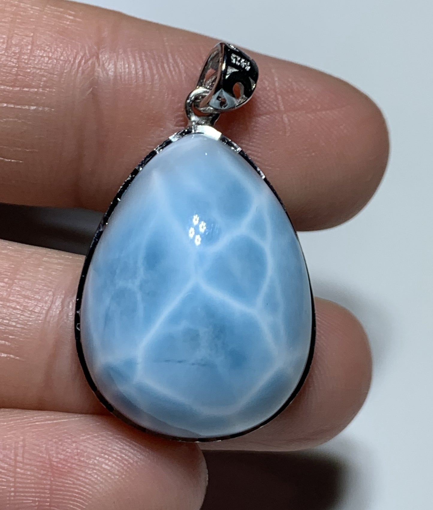 AAA+ Natural Authentic Dominican Larimar Pendant,Gems Jewelry,Gems Pendant,Crystal Pendant ET665