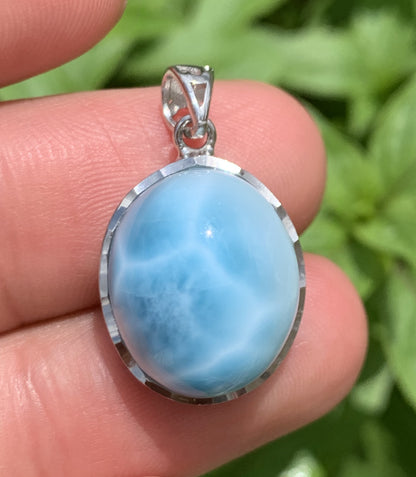 AAA+ Natural Authentic Dominican Larimar Pendant,Gems Jewelry,Gems Pendant,Crystal Pendant,ET562