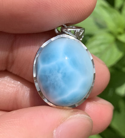 AAA+ Natural Authentic Dominican Larimar Pendant,Gems Jewelry,Gems Pendant,Crystal Pendant,ET562