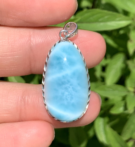 AAA+ Natural Authentic Dominican Larimar Pendant,Gems Jewelry,Gems Pendant,Crystal Pendant ET673