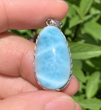 AAA+ Natural Authentic Dominican Larimar Pendant,Gems Jewelry,Gems Pendant,Crystal Pendant ET673