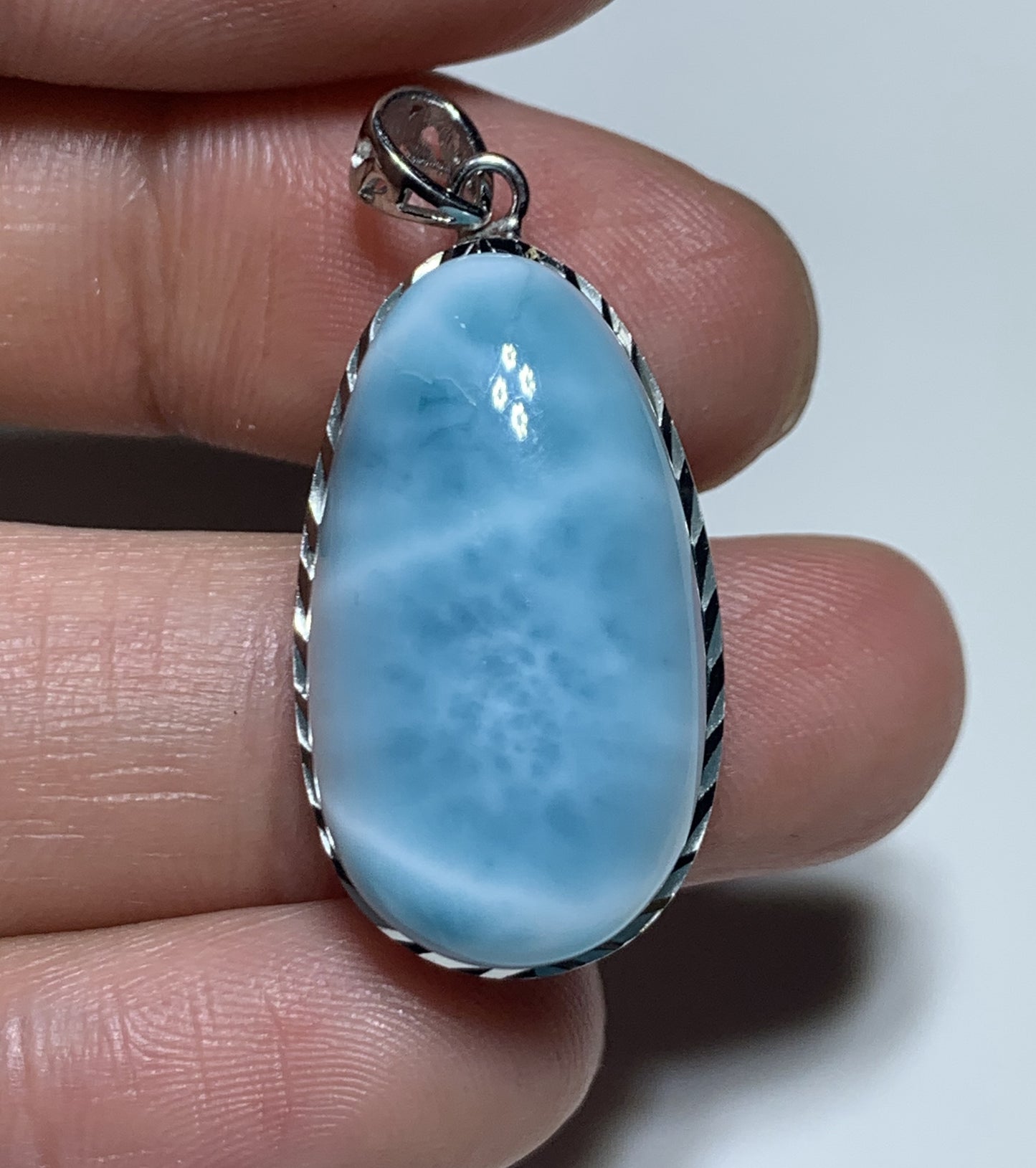 AAA+ Natural Authentic Dominican Larimar Pendant,Gems Jewelry,Gems Pendant,Crystal Pendant ET673