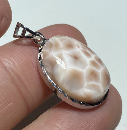 Thomsonite Pendant,AAAA+ Natural Authentic Thomsonite Pendant,925 Silver Pendant,Gemstone Pendant,Pink Larimar ET1237