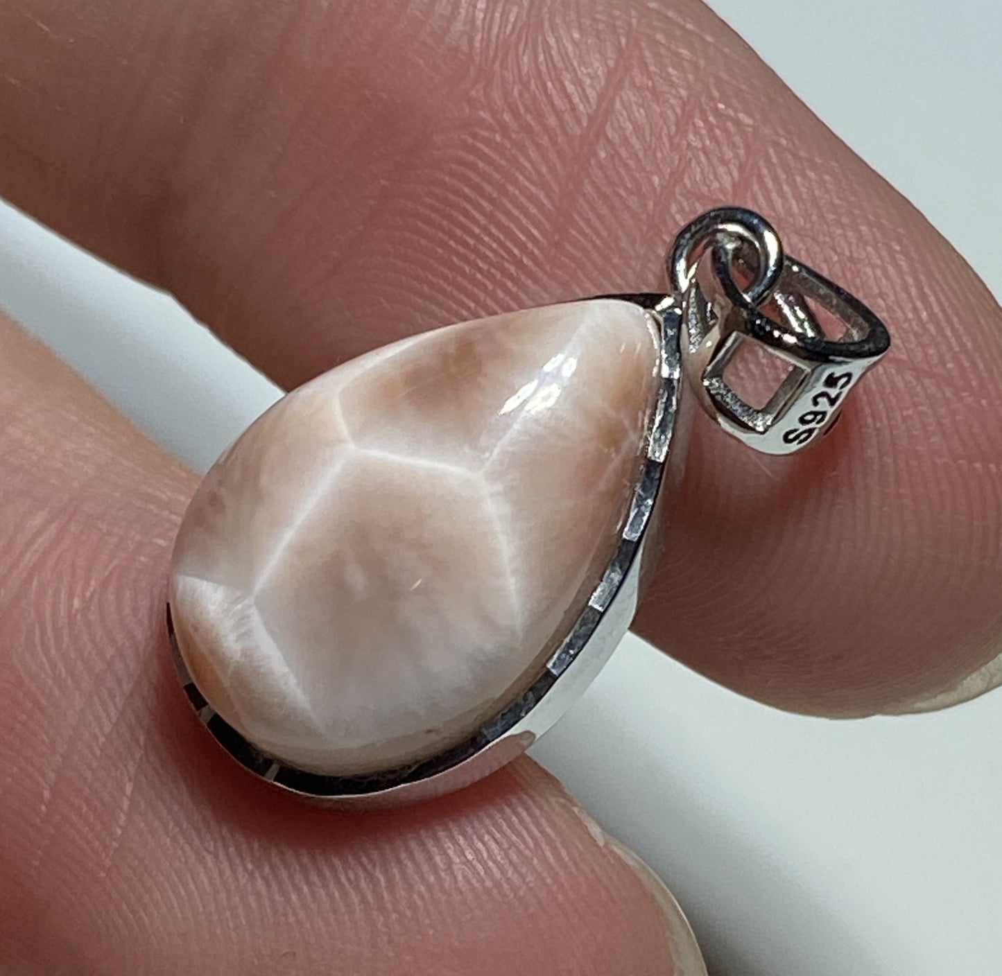 Natrolite Pendant,AAAA+ Natural Authentic Natrolite Pendant,925 Silver Pendant,Gemstone Pendant,Pink Larimar ET120