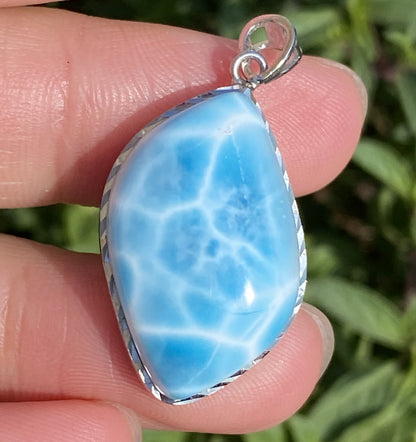 AAAA+ Natural Authentic Dominican Larimar Pendant,Gems Jewelry,Gems Pendant,Crystal Pendant,ET399