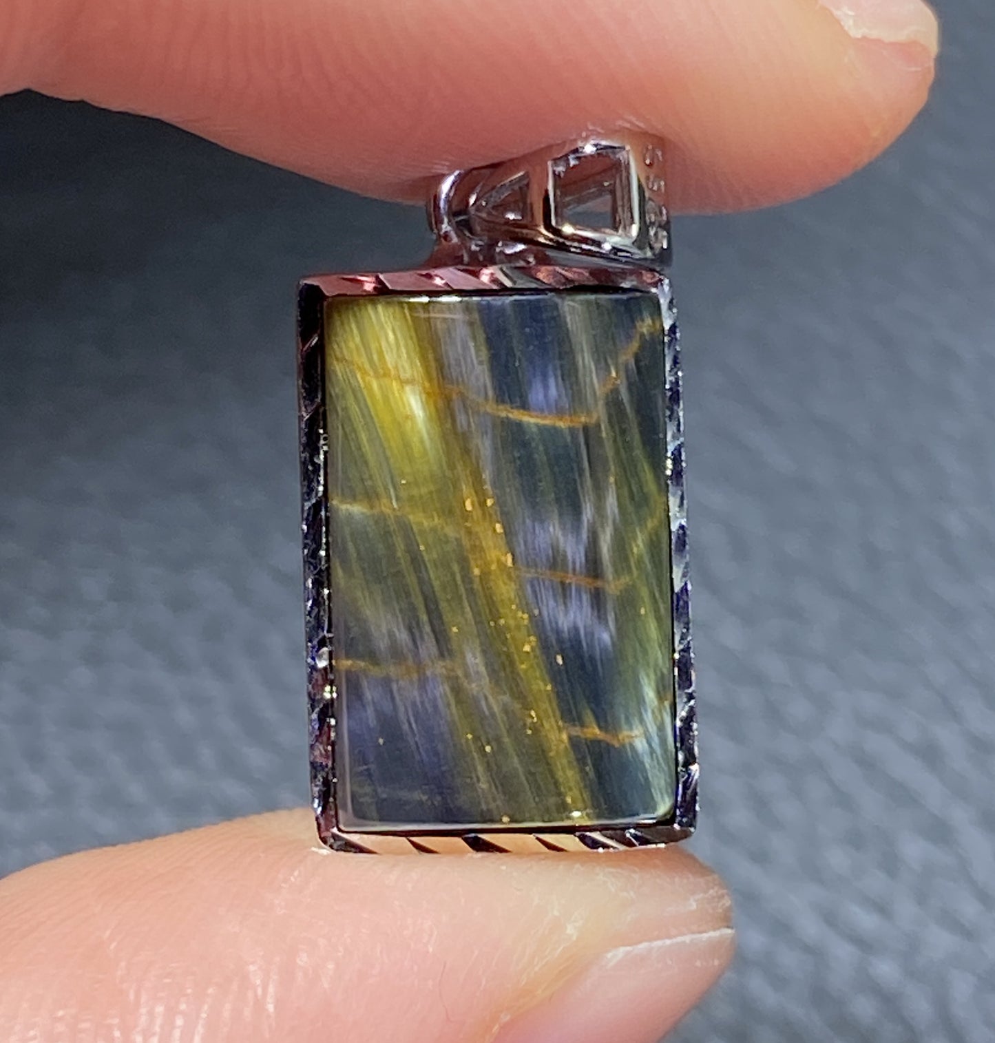 AAAA Natural Namibian Pietersite 925 Silver Pendant, Colored Full Fire Pietersite Pendant, Pietersite Gemstone ET464