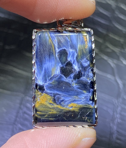 AAAA Natural Namibian Pietersite Pendant，Silver Pendant，Colorful Full Fire Pietersite Pendant, Collection Quality ET1087