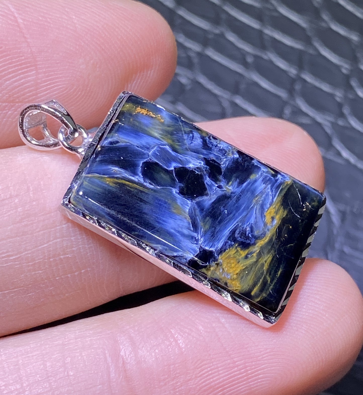 AAAA Natural Namibian Pietersite Pendant，Silver Pendant，Colorful Full Fire Pietersite Pendant, Collection Quality ET1087