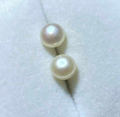 Natural pearl earrings,freshwater pearl earrings,pearl studs,women's jewelry,Birthstone Jewelry, Gift for Her,Gift For Mom