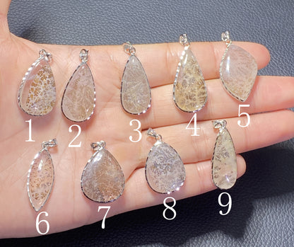 AAAA Dendritic Quartz Teardrop Cut,Natural Dendritic Brazilian Hemispherical Manganese Inclusion Quartz Crystal,Quartz Pendant Jewelry ET565