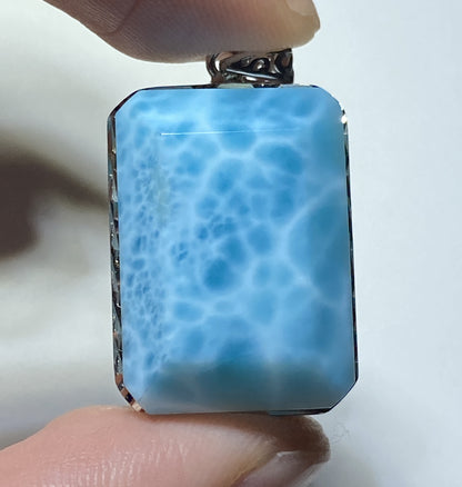 AAA Natural Authentic Dominican Larimar Pendant,Larimar Necklace,Crystal Pendant,Gems Pendant ET083