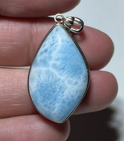 AAA+ Natural Authentic Dominican Larimar Pendant,Gems Jewelry,Gems Pendant,Crystal Pendant ET568