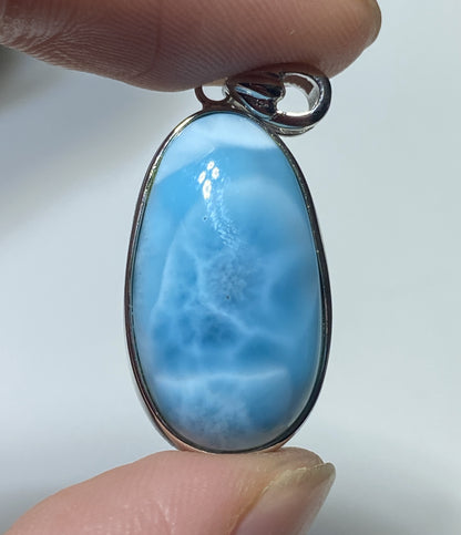 AAA+ Natural Authentic Dominican Larimar Pendant,Gems Jewelry,Gems Pendant,Crystal Pendant ET721