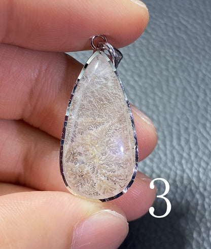 AAAA Dendritic Quartz Teardrop Cut,Natural Dendritic Brazilian Hemispherical Manganese Inclusion Quartz Crystal,Quartz Pendant Jewelry ET565