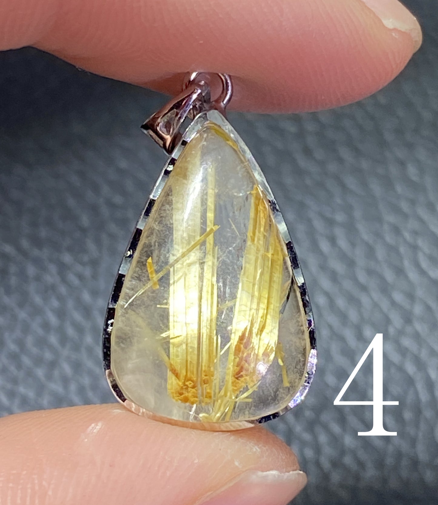 AAA+ Natural Rutilated Quartz Silver Pendant,Rutilated Quartz,Crystal Pendant,Silver Pendant,Pendant Necklace ET311