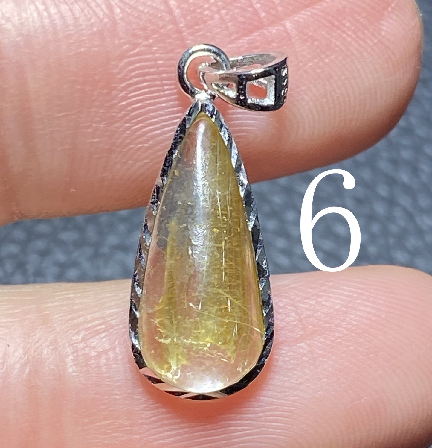 AAA+ Natural Rutilated Quartz Silver Pendant,Rutilated Quartz,Crystal Pendant,Silver Pendant,Pendant Necklace ET251