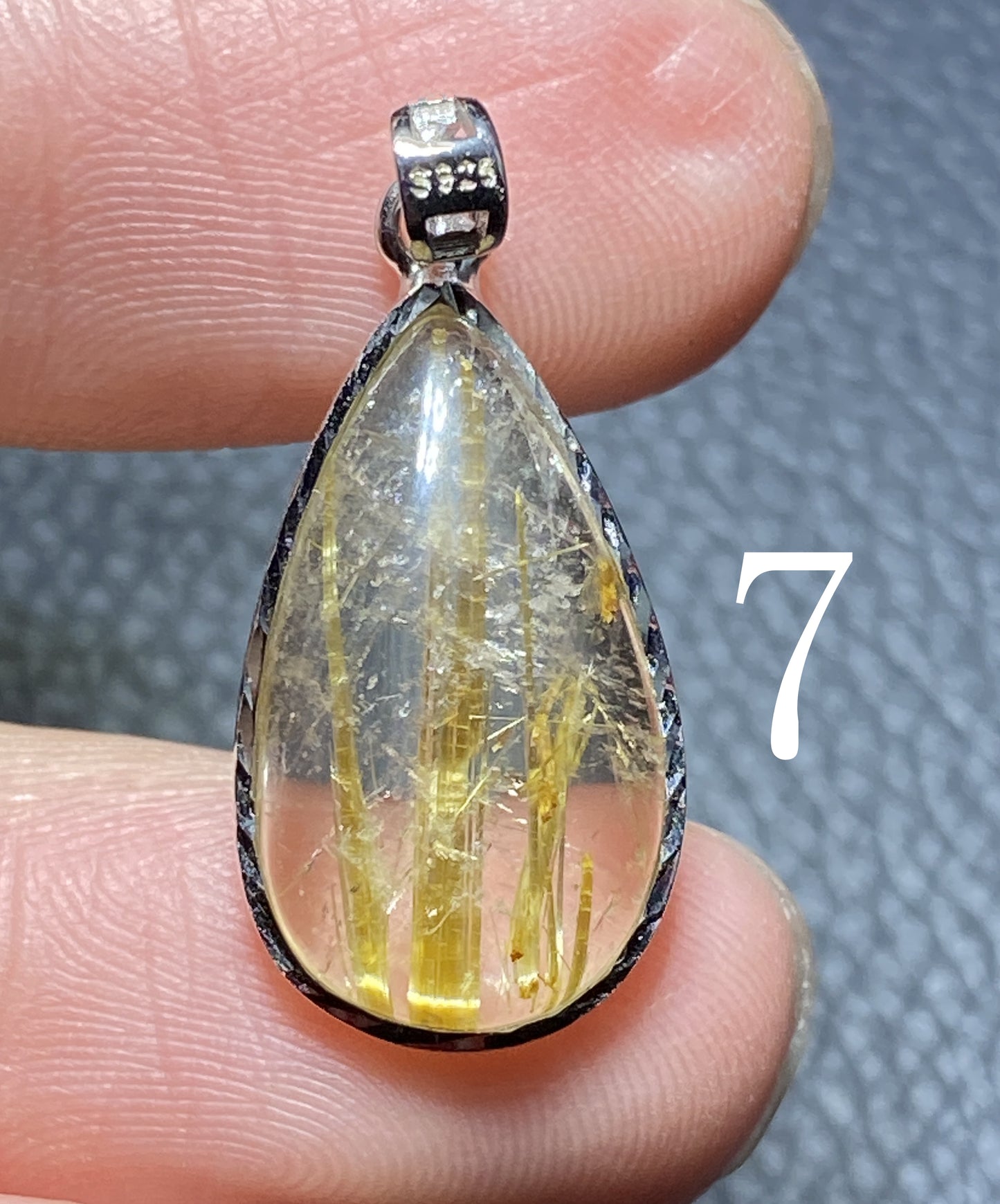 AAA+ Natural Rutilated Quartz Silver Pendant,Rutilated Quartz,Crystal Pendant,Silver Pendant,Pendant Necklace ET251